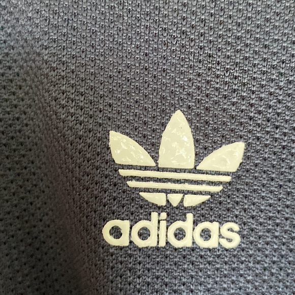 Adidas top - Picture 7 of 14